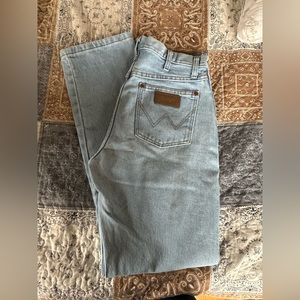 Women’s cowboy cut wranglers